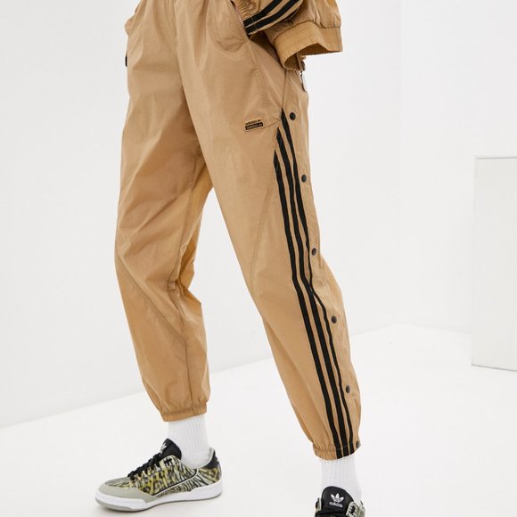 Adidas Originals WATCH US MOVE RISA VER R.Y.V TRACK PANTS - Picture 7 of 10